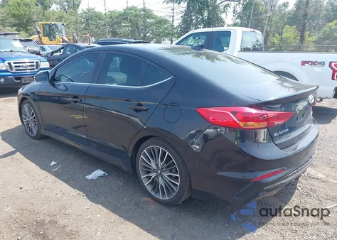 2018 Hyundai Elantra Sport z USA, uszkodzony, nr VIN KMHD04LBXJU451335